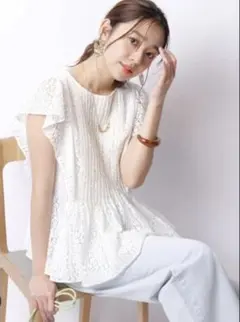 【定価約4,000円オフ！新品】JUSGLITTY レースチュニックブラウス