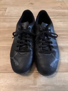 PUMA サッカーシューズ ブラック 25.5cmのサムネイル