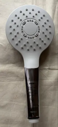 ♯【新品未使用】TOTO シャワーヘッド（めっき）TBV01S07JA付属品のサムネイル