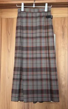 スタディオクリップ　チェックプリーツスカート　グレージュチェック　新品タグ付き