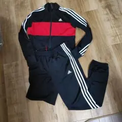 adidas ストライプジャージ 黒/赤　上下セット