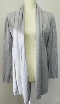ZARAのカーディガン