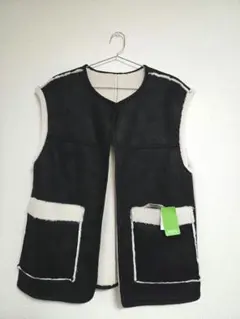 新品未使用　チャオパニック　ボアベスト　リバーシブル