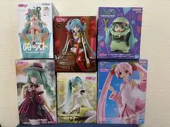 初音ミクフィギュア3体セット　・椿・カナリア・おでかけドレス