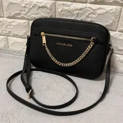 極美品✨マイケルコース カメラバッグ ショルダーバッグ ブラック 黒 ゴールド