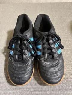 adidas フットサルシューズ サッカー　ジュニア　21㎝
