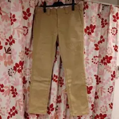 Dickies ベージュチノパンツ
