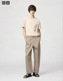 美品　UNIQLO U ワイドフィットチノ　ユニクロ