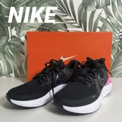 NIKE REACT スニーカー ブラック ピンク