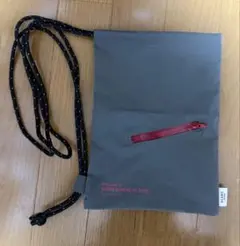 Item thumbnail for item 9934272f-3e3a-40da-8a29-2a2d953c9d95