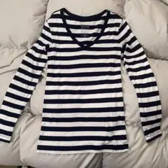 GAP ボーダー ロンT Vネック