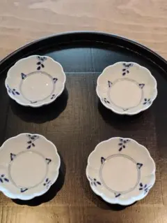 花形小鉢 4客セット 赤絵 染付剣先小花輪花 陶器 - メルカリ