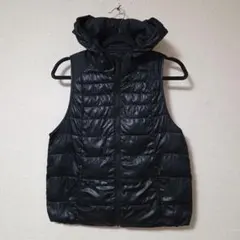 GU　ジーユー　ダウンベスト　黒　ブラック　BLACK　Lサイズ