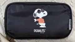 スヌーピー　コスメポーチ
