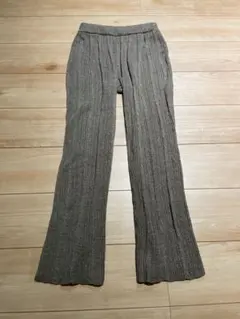 マーキュリーデュオ　ニットパンツ　プリーツ　フレアパンツのサムネイル