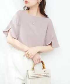 natural couture backパールハチワレスリーブトップスのサムネイル