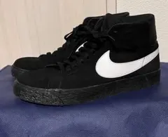 NIKE SB ブレーザー　MID ブラックホワイト