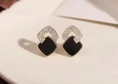 Item thumbnail for item 01cbbc83-70c4-45ff-bf6c-cfa8b684d6a6