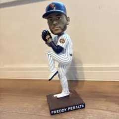 Freddy Peralta Mets ボブルヘッド - メルカリ