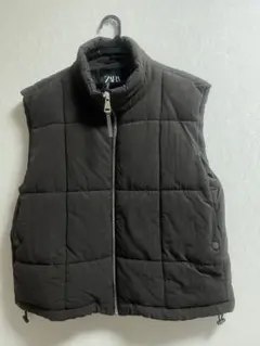 ZARA ダークグレー キルティングベスト