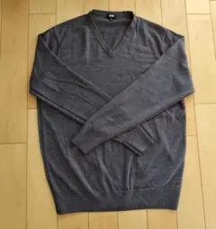 UNIQLO グレー Vネックニットセーター サイズXL
