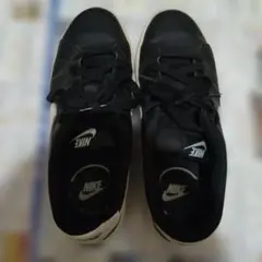 COURT ROYALE2　NIKE　　23cm