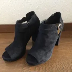 H&M ショートブーツのサムネイル