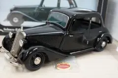 【美品】 Schuco シュコー 1/18 メルセデス170V リムジンのサムネイル