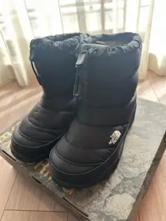 THE NORTH FACE ユースブーツ ブラック 22