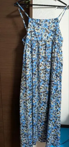 テチチ　フラワープリント　ワンピース