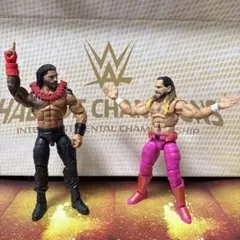 WWE フィギュア 2体セット ローマン・レインズ セス・ロリンズ - メルカリ