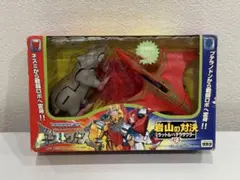 i*i様 トランスフォーマー　ビーストウォーズ　ラットル　テラザウラー　岩山の対