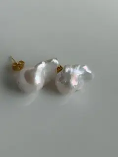 S 94淡水パール　メタリック　虹色　ホワイト　オイスターバロック　ピアス