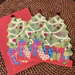 クリスマスツリーとプレゼントのグリーティングカード　　海外製　３枚セット