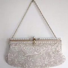 1度のみ使用 Anemone パール刺繍クラッチバッグ