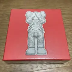 KAWS TOKYO FIRST開催記念グッズ ジグソーパズル100ピース2種 KAWS Tokyo First Jigsaw Puzzle Set (100 - 1,000 Pieces Each) - US