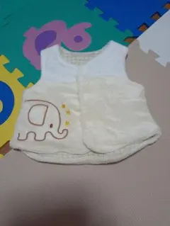 ベビー冬ベスト　50 60 70