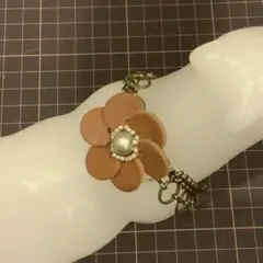 ハンドメイド　レザー使い　チェーンブレスレット