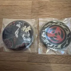 NARUTO ナンジャタウンコラボ うちはイタチ 缶バッジ 2個セット - メルカリ