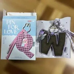 POP MART ラブブ　イニシャルストラップ