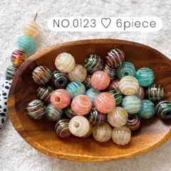 NO.0213 アクリルビーズ