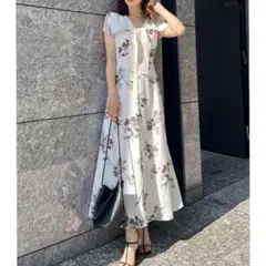 レア品　snidel セーラースカーフワンピース 花柄　ルミネ限定　スナイデル レア品 snidel セーラースカーフワンピース 花柄 ルミネ限定