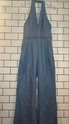 【GUESS】美品　ホルターネック　ブーツカット　オーバーオール！