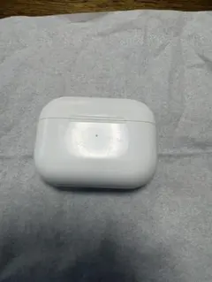 AirPods本体 ホワイト 充電ケース付き