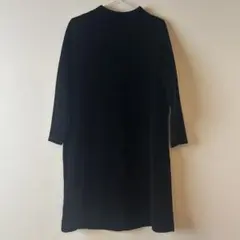 黒の長袖 コーデュロイワンピース