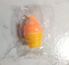 LILalamode mikko チェック アクリルミラーキーホルダー スフレ