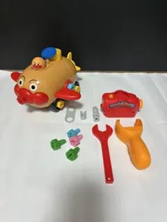 アンパンマン　くみたてDIY はしるぞっ！ねじねじアンパンマンごう