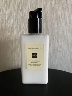 JO MALONE イングリッシュ ペアー＆フリージア ボディクレーム 175