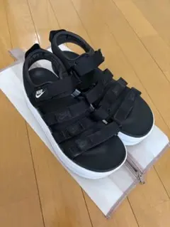 Nike ブラック スポーツサンダル