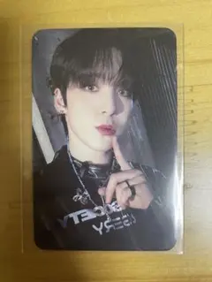 ateez アチズ ユノ トレカ outlaw 店舗特典